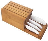 Blok z 4 białymi nożami ceramicznymi Kyocera Kolor (272455)